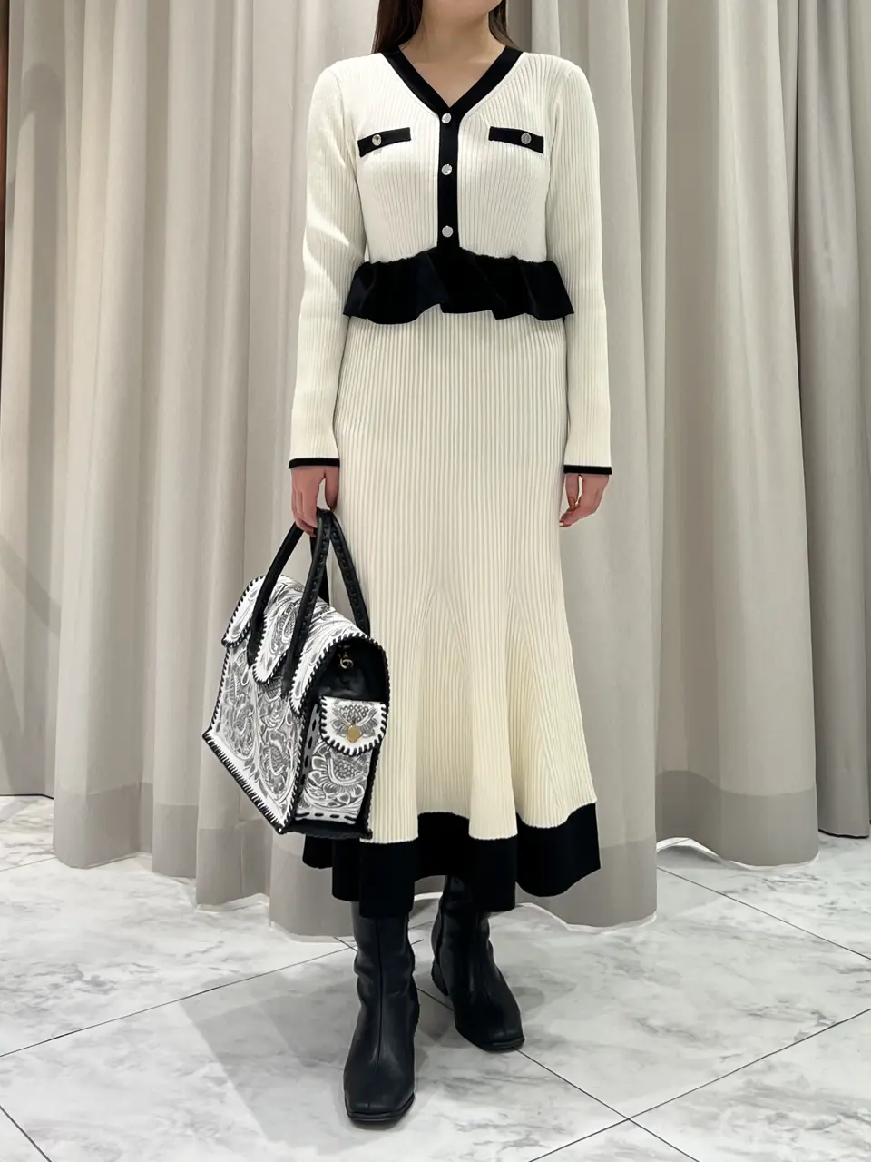 GRACE CONTINENTAL 赤坂 梨来 コーディネート画像