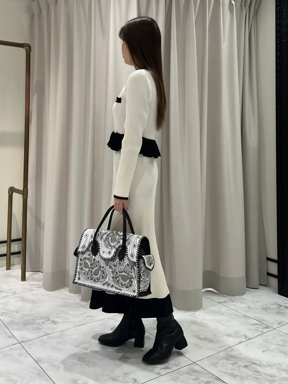 GRACE CONTINENTAL 赤坂 梨来 コーディネート画像