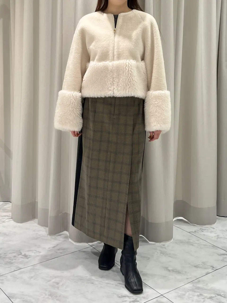 GRACE CONTINENTAL 赤坂 梨来 コーディネート画像