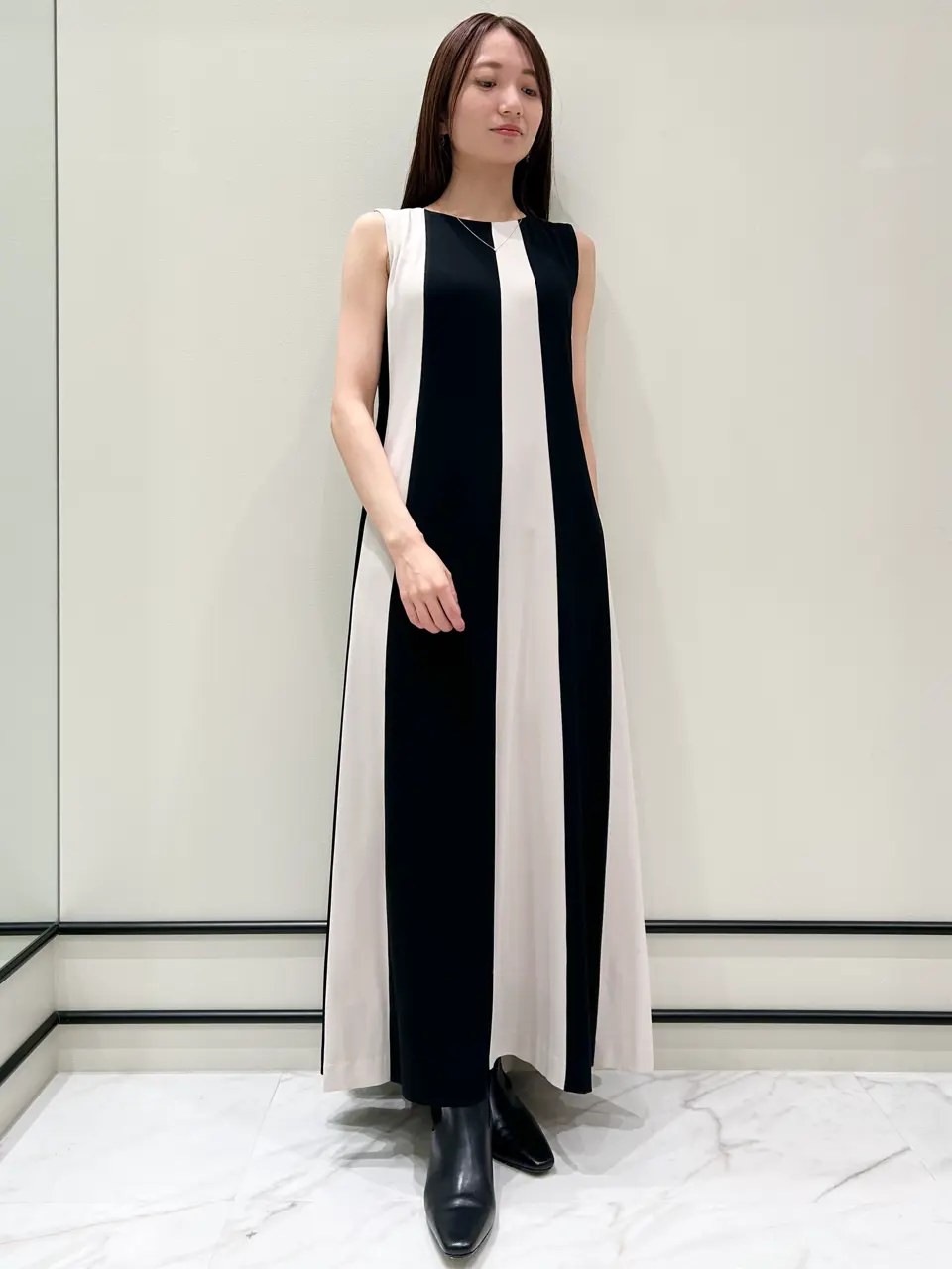  若園　ひかり コーディネート画像