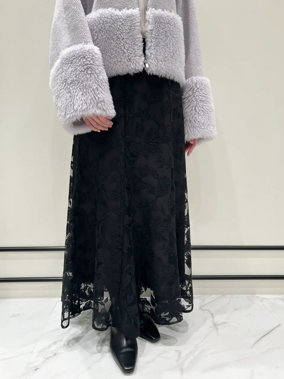 GRACE CONTINENTAL 若園　ひかり コーディネート画像