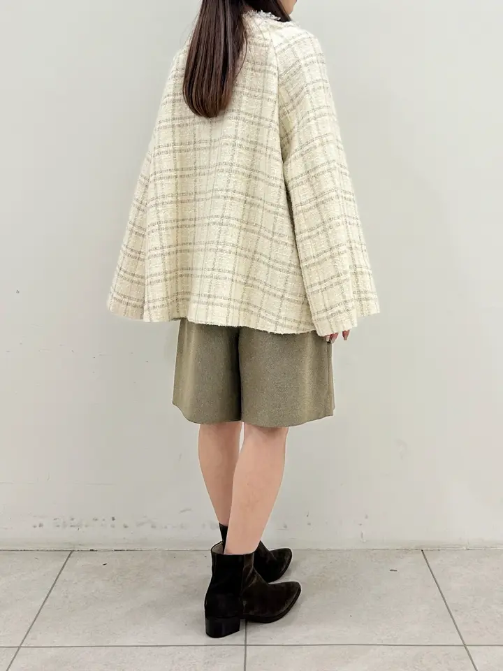 GRACE CONTINENTAL Miu Akamatsu コーディネート画像