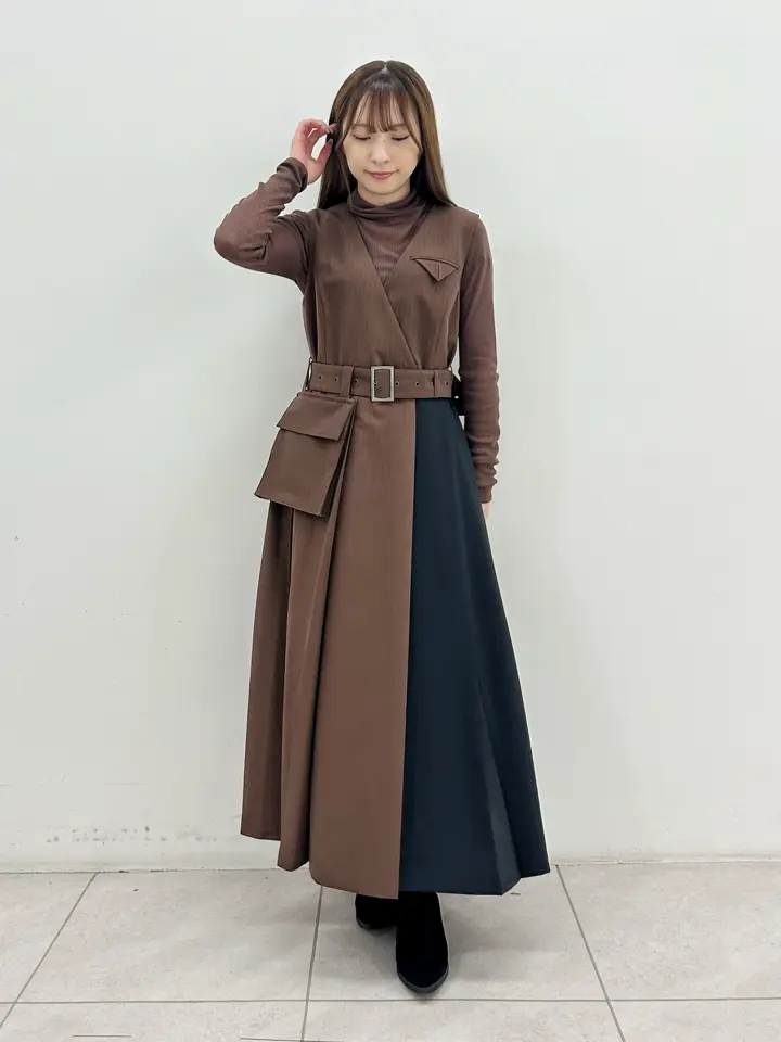 GRACE CONTINENTAL Miu Akamatsu コーディネート画像