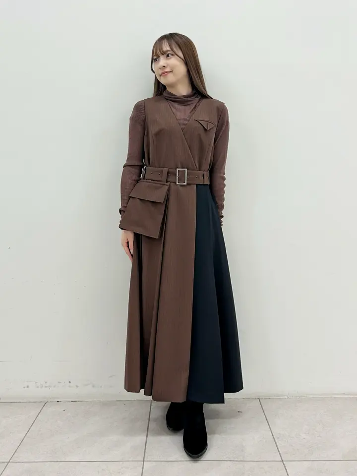 GRACE CONTINENTAL Miu Akamatsu コーディネート画像