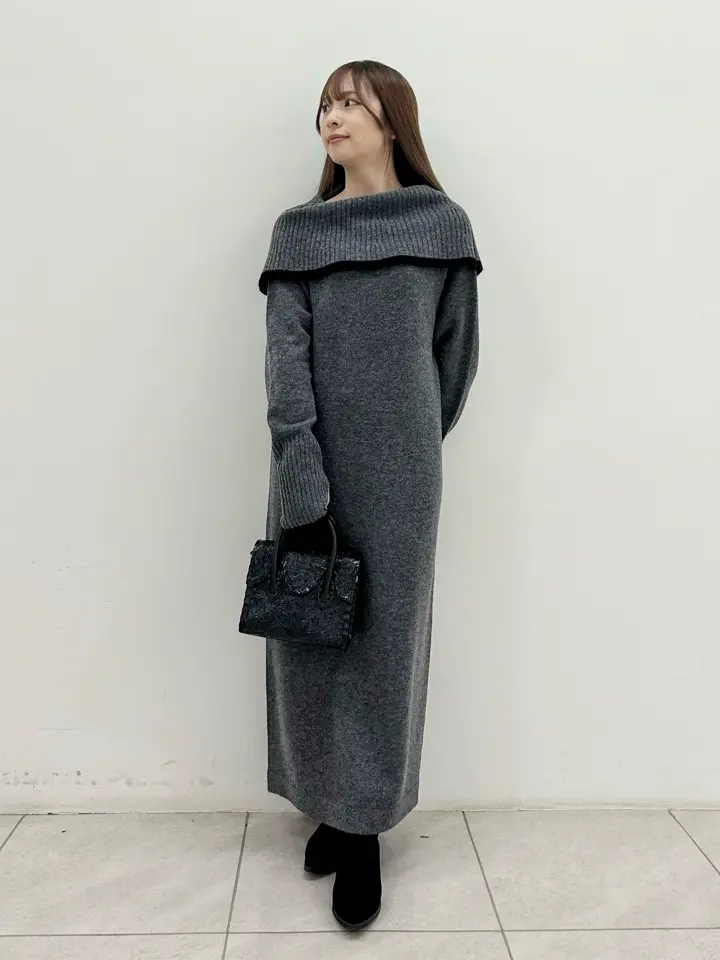 GRACE CONTINENTAL Miu Akamatsu コーディネート画像