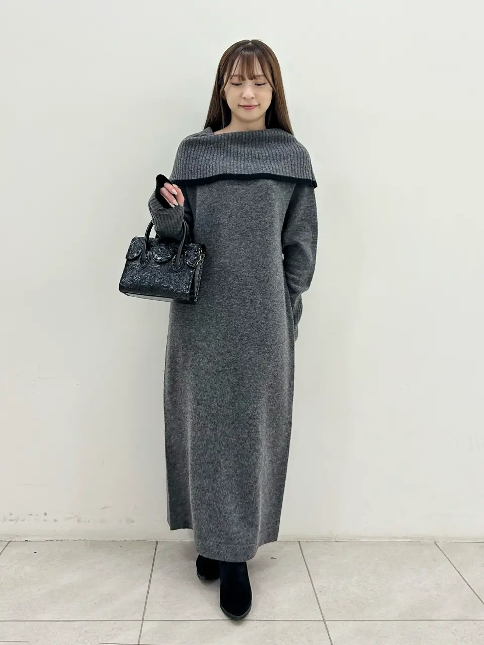 GRACE CONTINENTAL Miu Akamatsu コーディネート画像