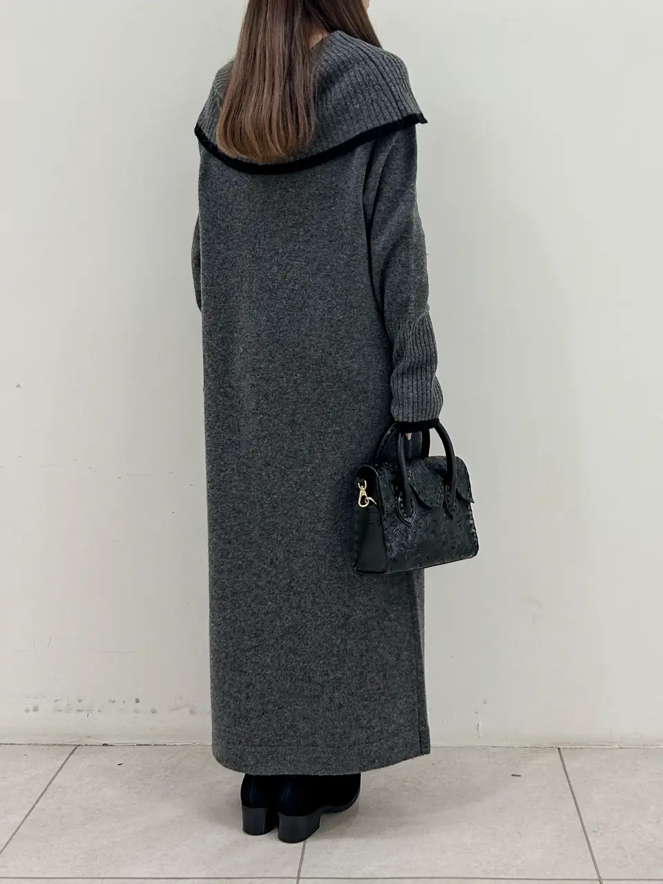 GRACE CONTINENTAL Miu Akamatsu コーディネート画像