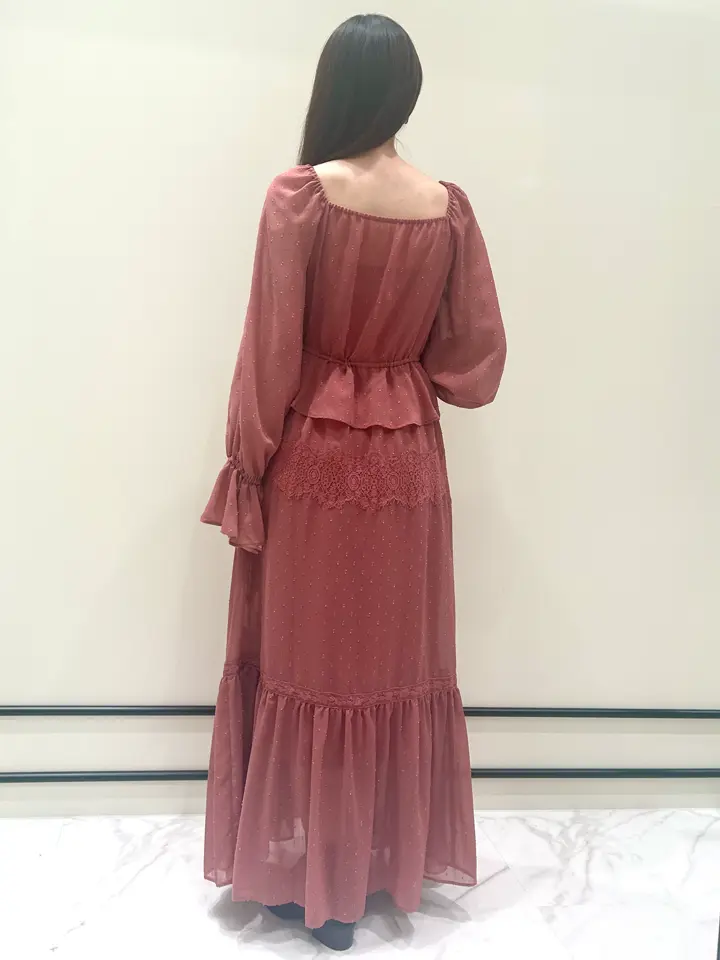 GRACE CONTINENTAL 若園　ひかり コーディネート画像