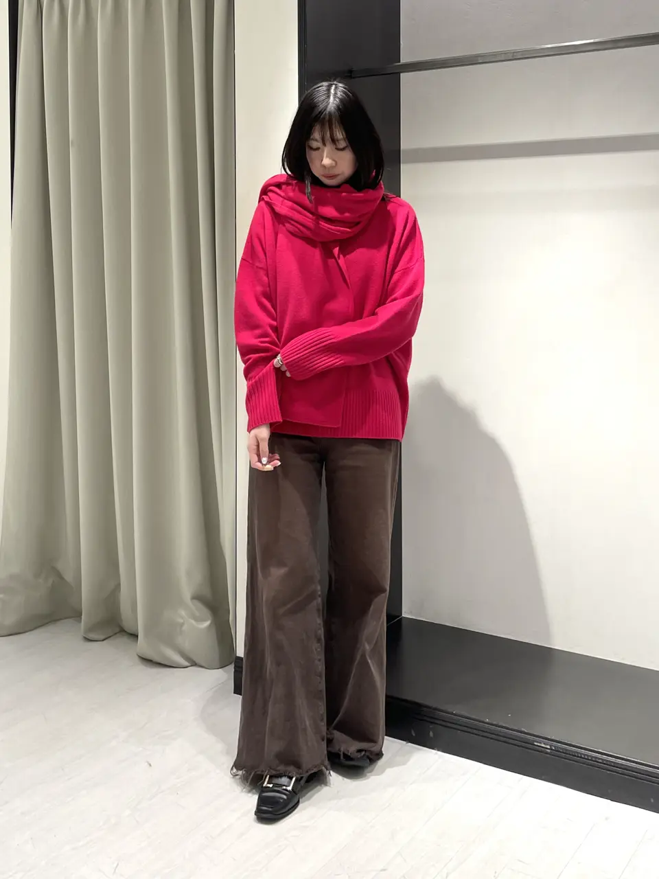  小林　莉子 コーディネート画像