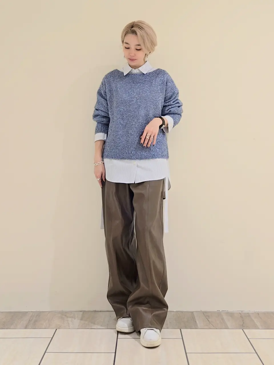  isono yui コーディネート画像