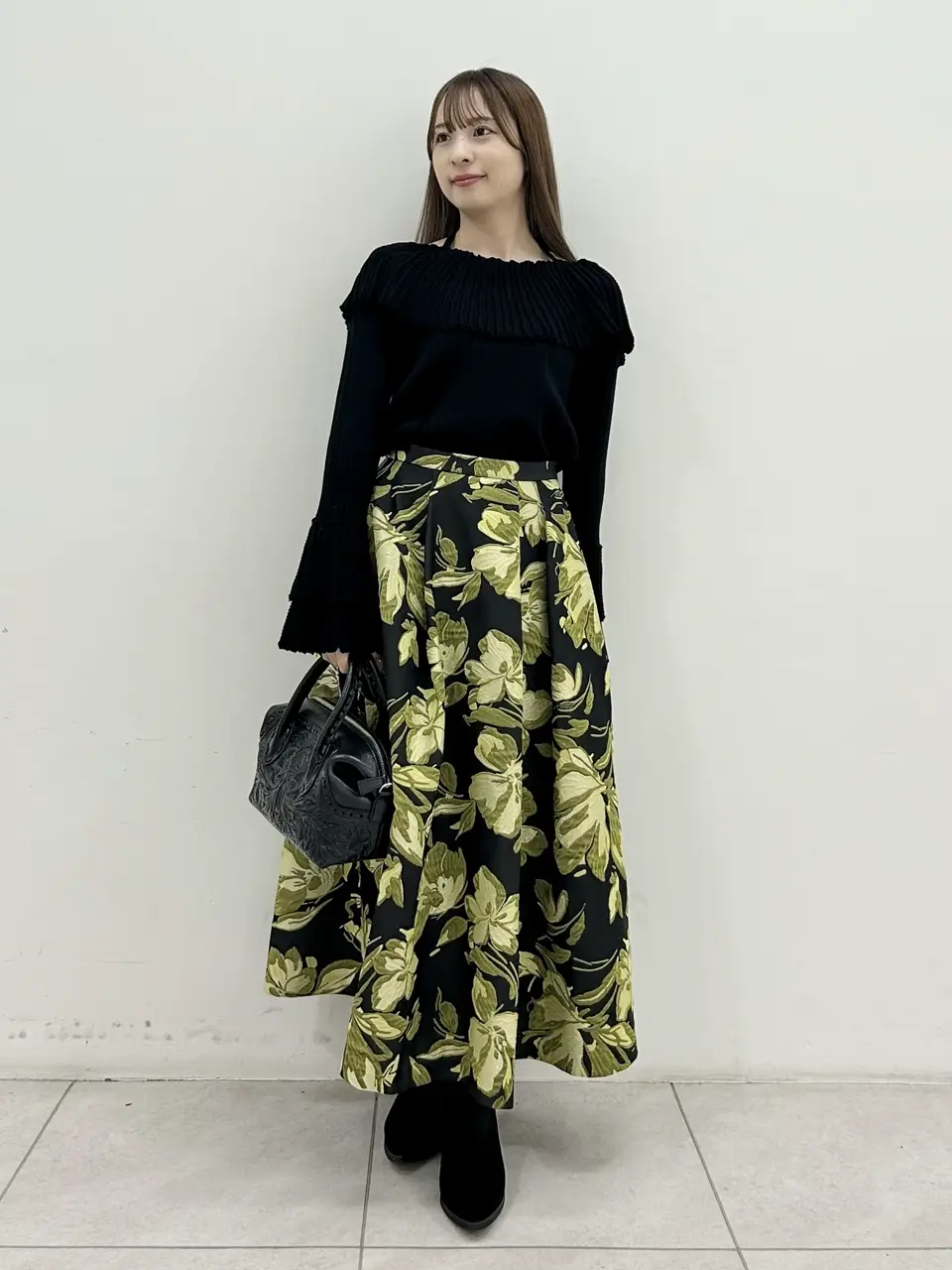  Miu Akamatsu コーディネート画像