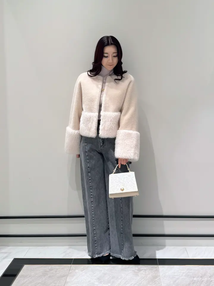 GRACE CONTINENTAL MOMOKO コーディネート画像