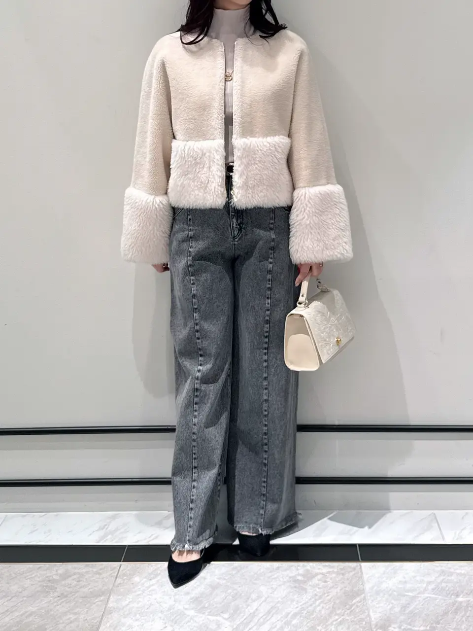 GRACE CONTINENTAL MOMOKO コーディネート画像