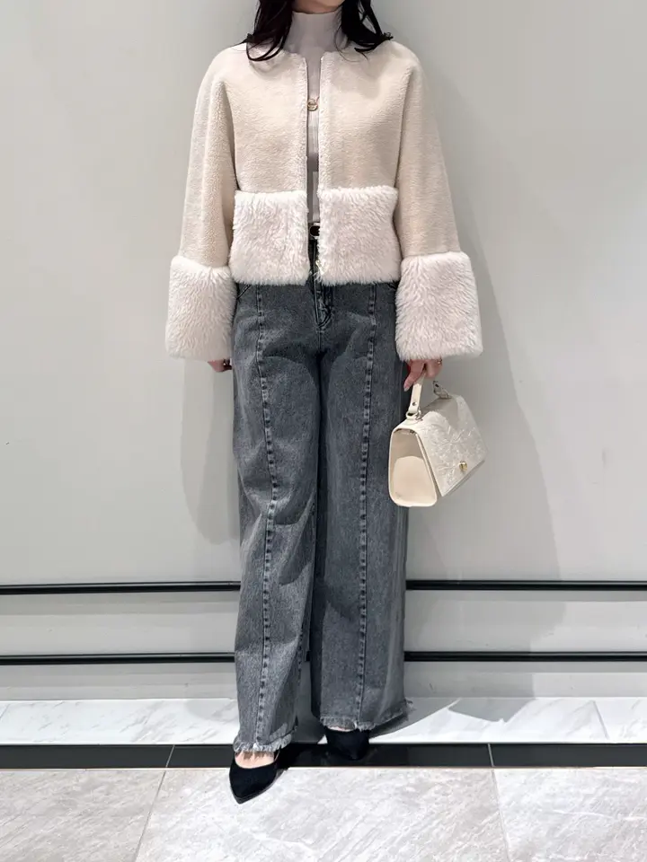 GRACE CONTINENTAL MOMOKO コーディネート画像