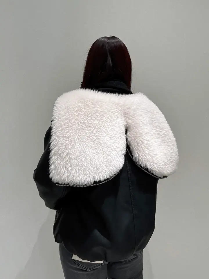 GRACE CONTINENTAL MOMOKO コーディネート画像