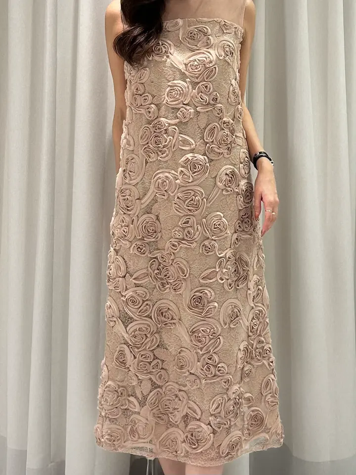 GRACE CONTINENTAL 志田　悠 コーディネート画像