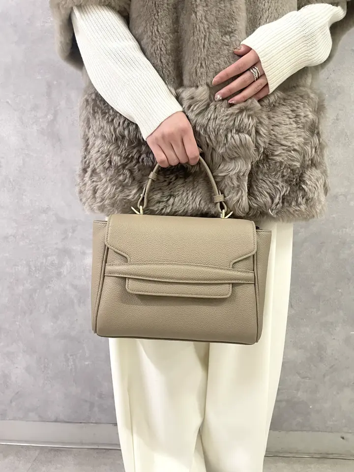 GRACE CONTINENTAL 小林　莉子 コーディネート画像