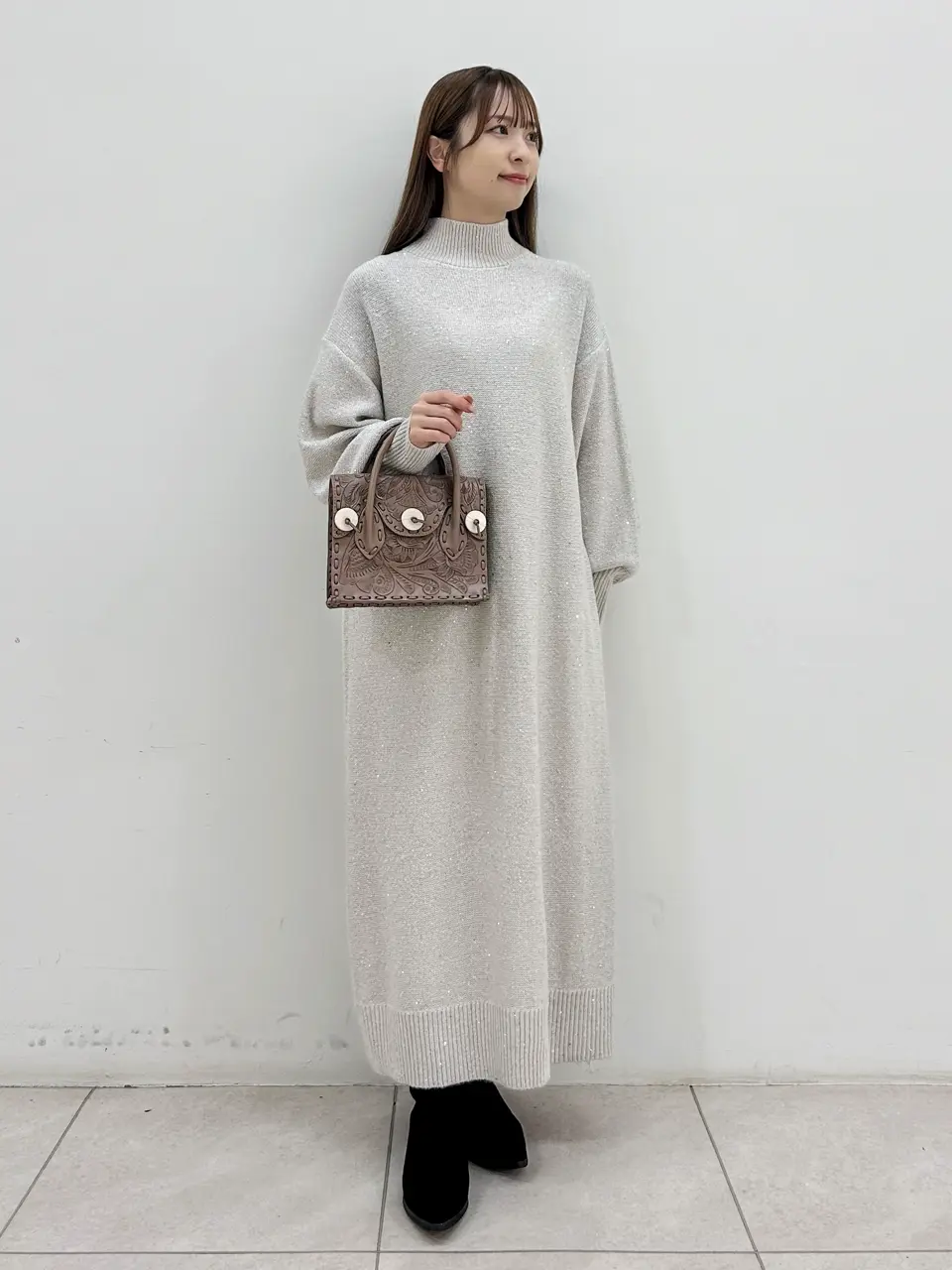  Miu Akamatsu コーディネート画像