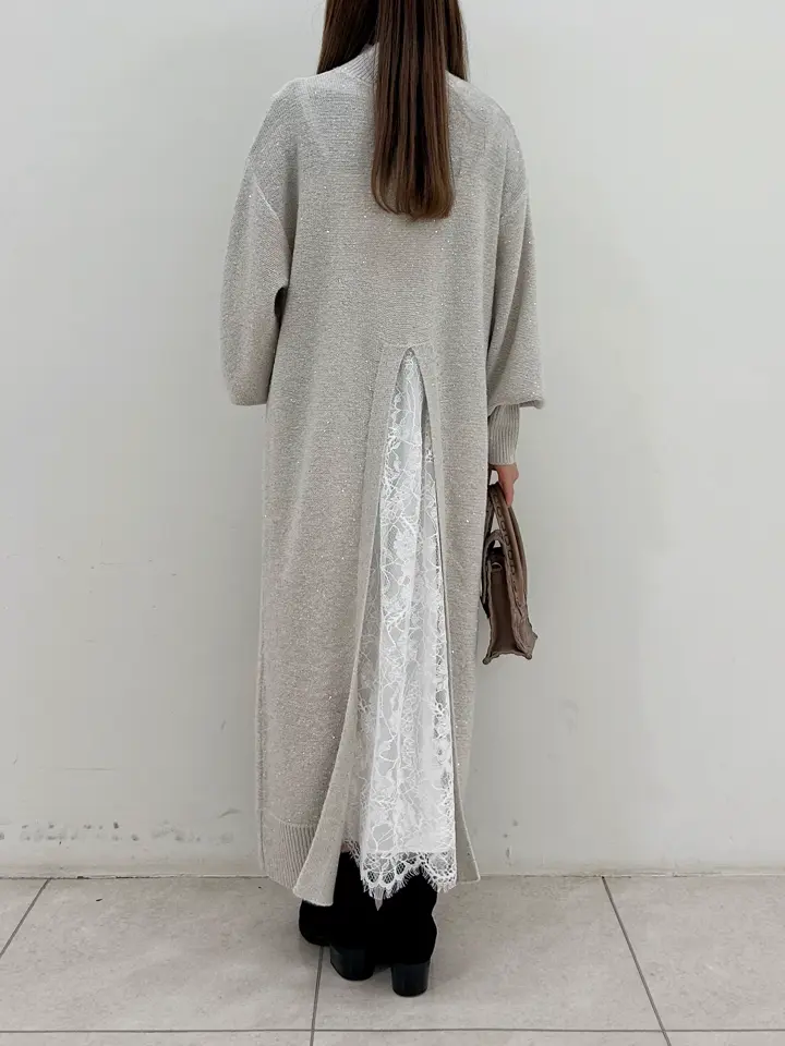 GRACE CONTINENTAL Miu Akamatsu コーディネート画像