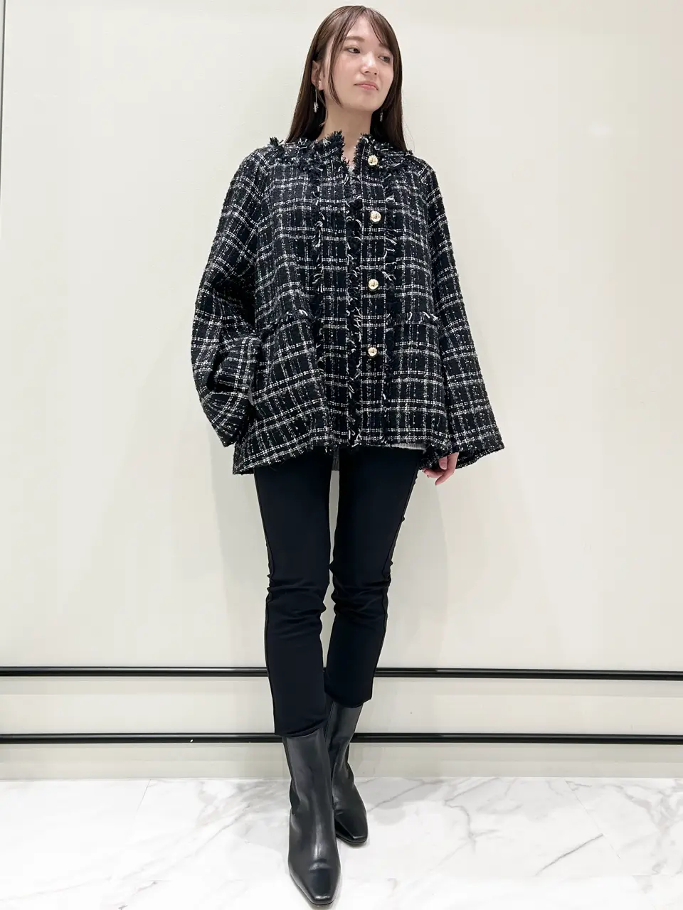  若園　ひかり コーディネート画像