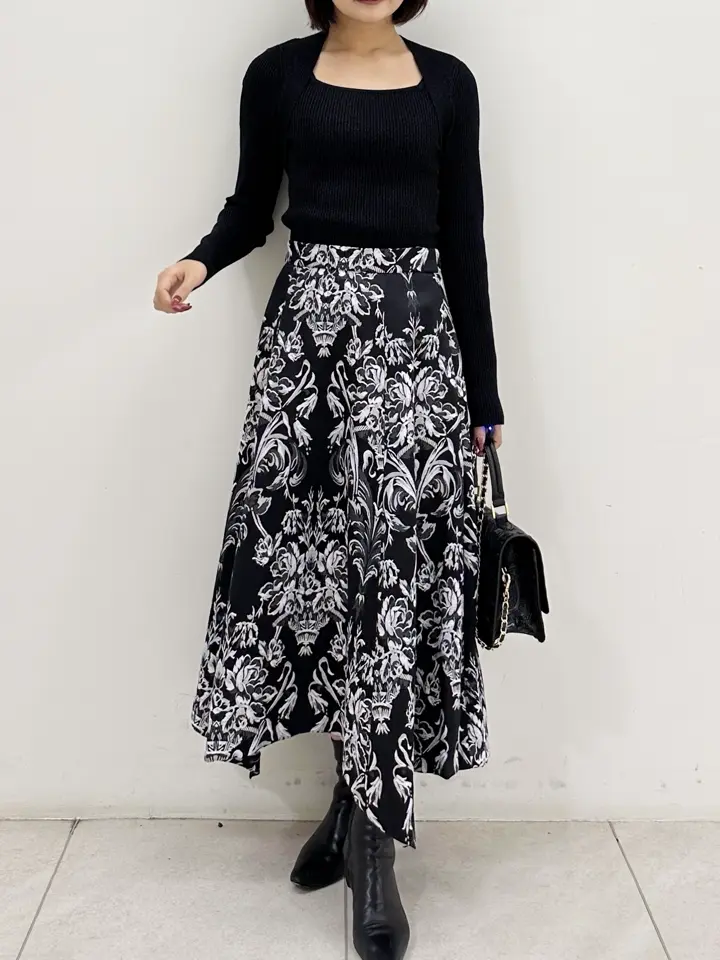 GRACE CONTINENTAL MORITA AI コーディネート画像