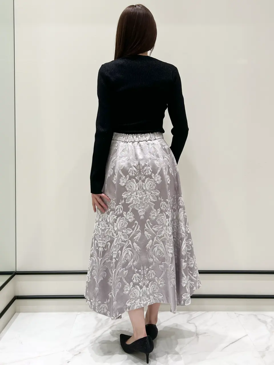 GRACE CONTINENTAL 若園　ひかり コーディネート画像