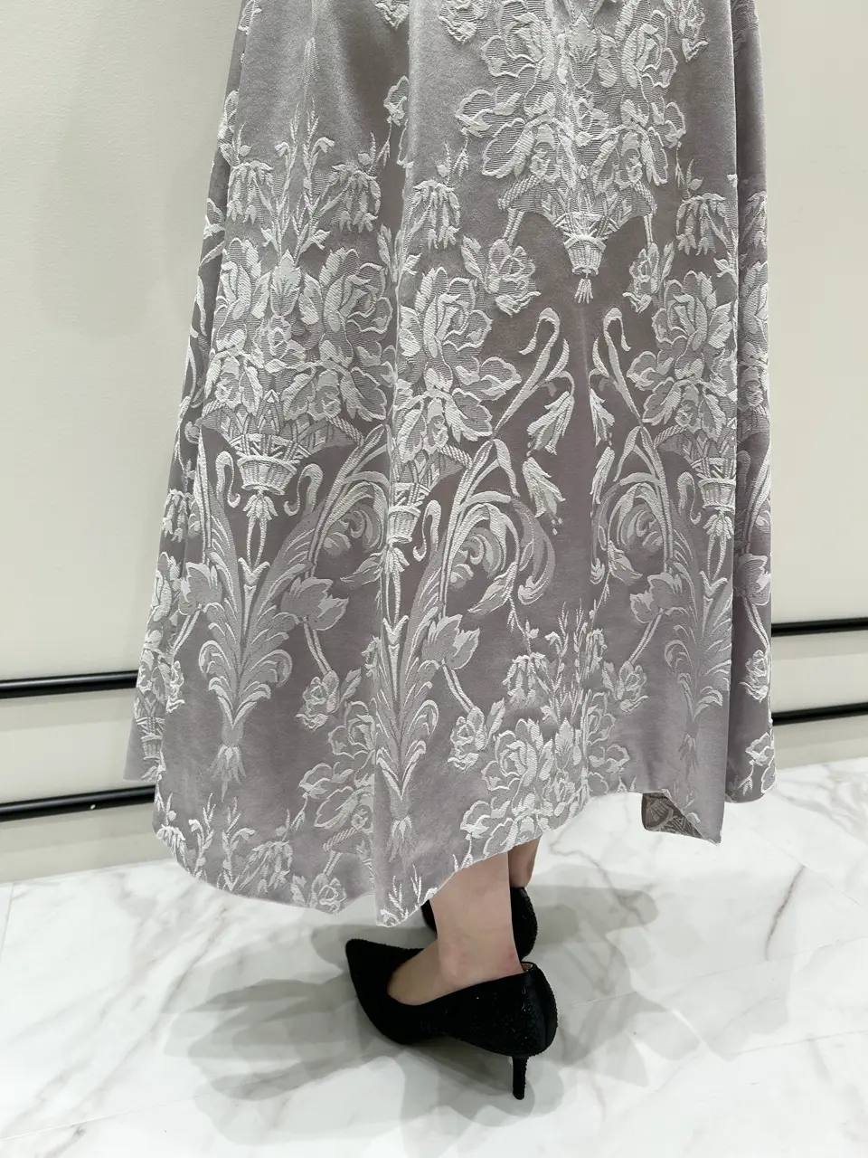 GRACE CONTINENTAL 若園　ひかり コーディネート画像