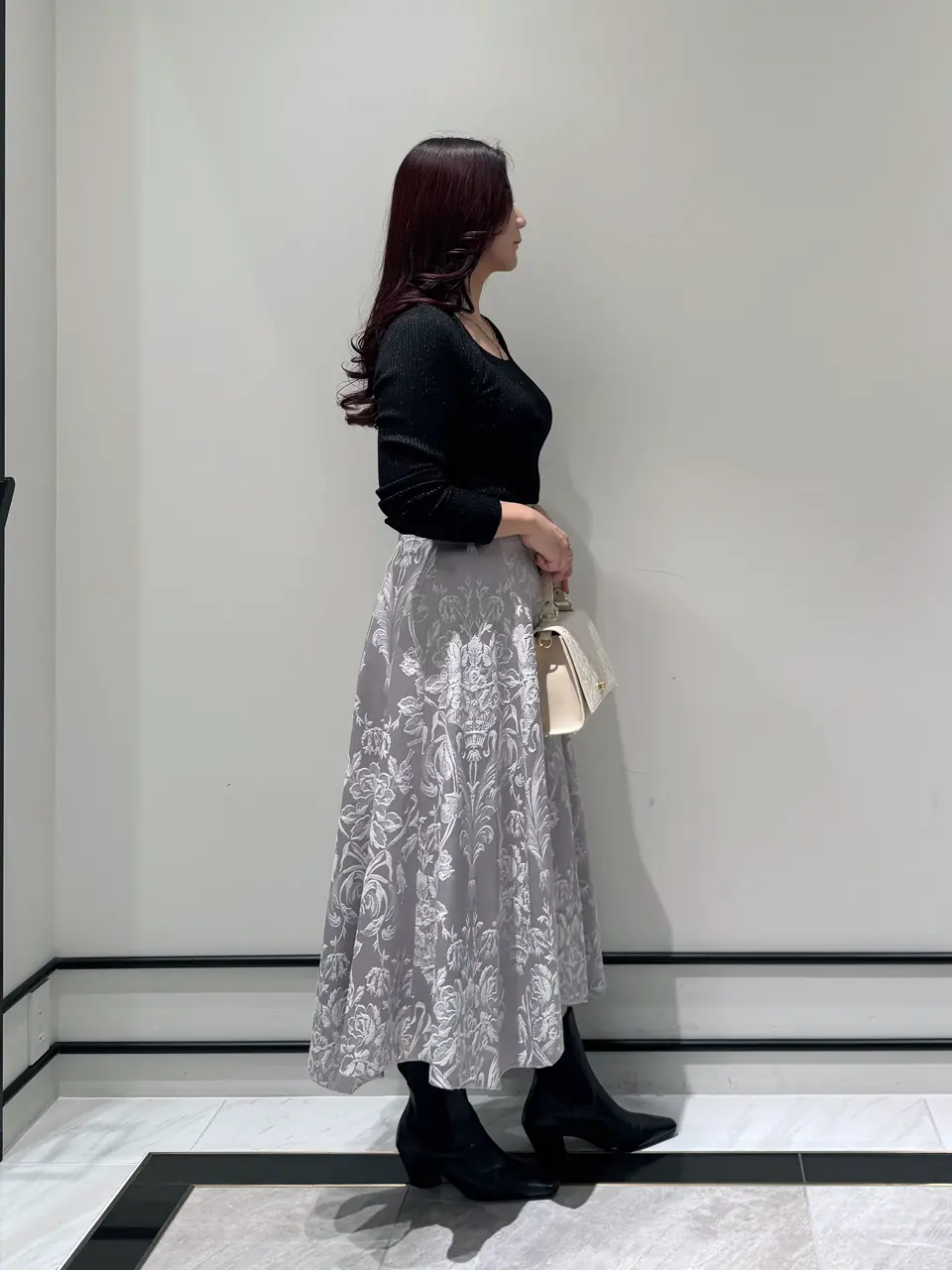 GRACE CONTINENTAL MOMOKO コーディネート画像