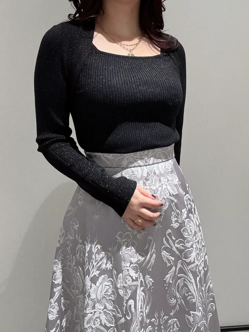 GRACE CONTINENTAL MOMOKO コーディネート画像