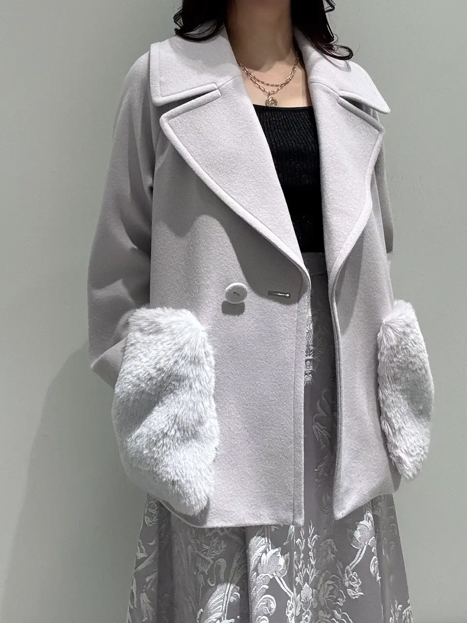 GRACE CONTINENTAL MOMOKO コーディネート画像