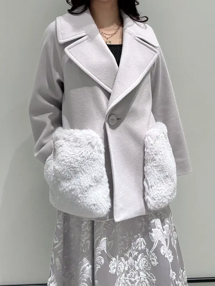 GRACE CONTINENTAL MOMOKO コーディネート画像