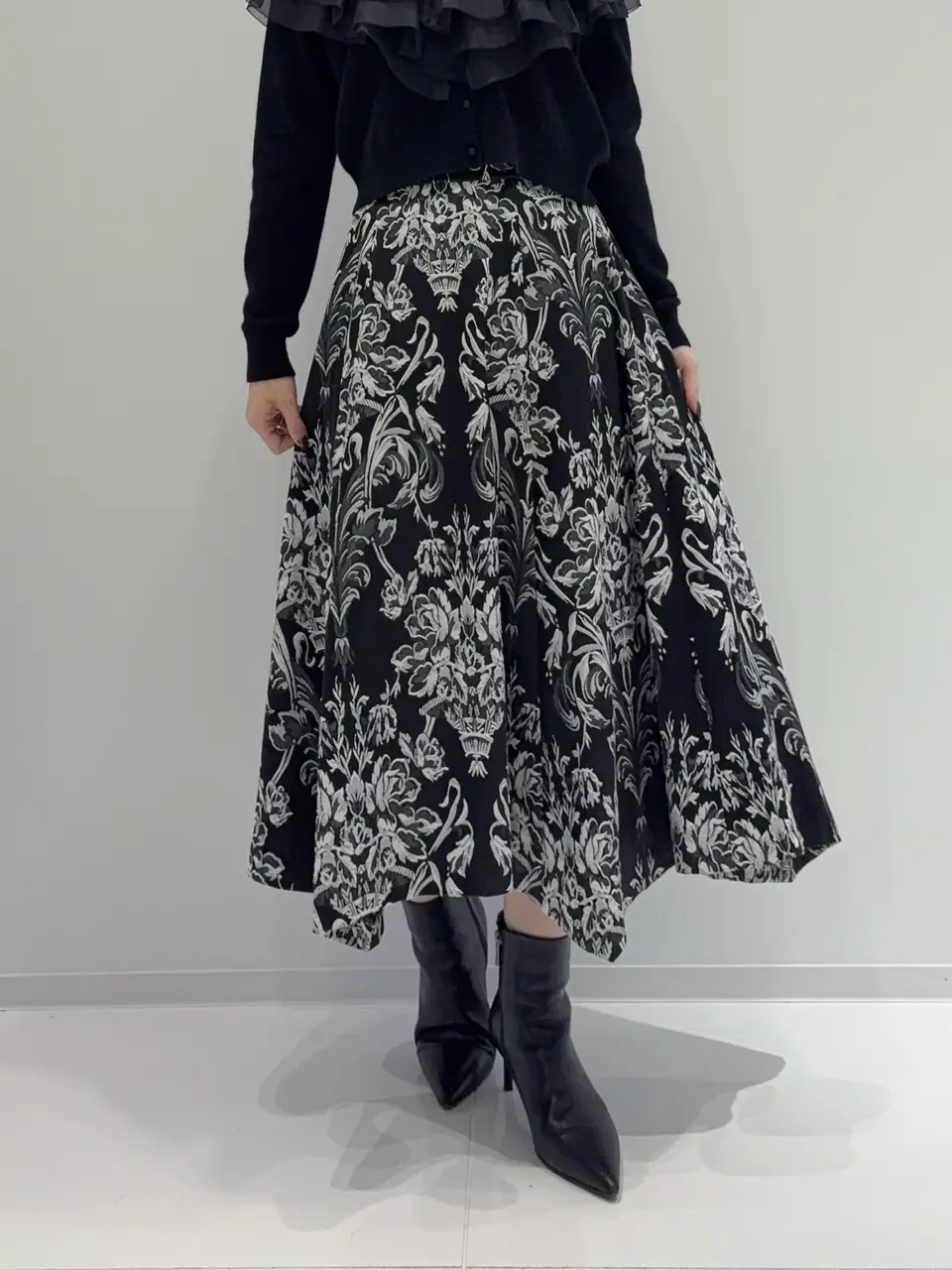 GRACE CONTINENTAL Yuuki NOZAWA コーディネート画像