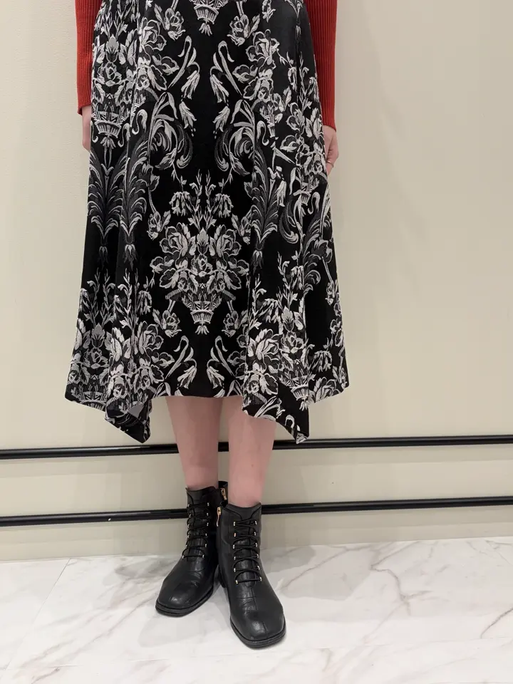 GRACE CONTINENTAL Hotei コーディネート画像