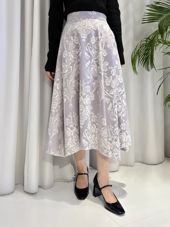 GRACE CONTINENTAL Yuuki NOZAWA コーディネート画像