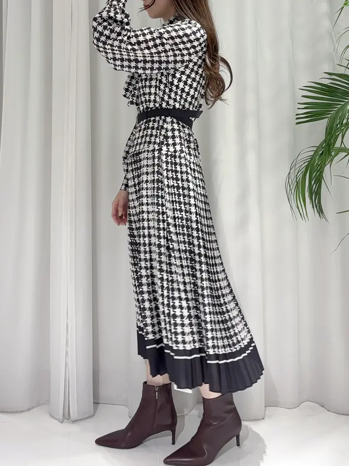 GRACE CONTINENTAL Hikaru Okada コーディネート画像