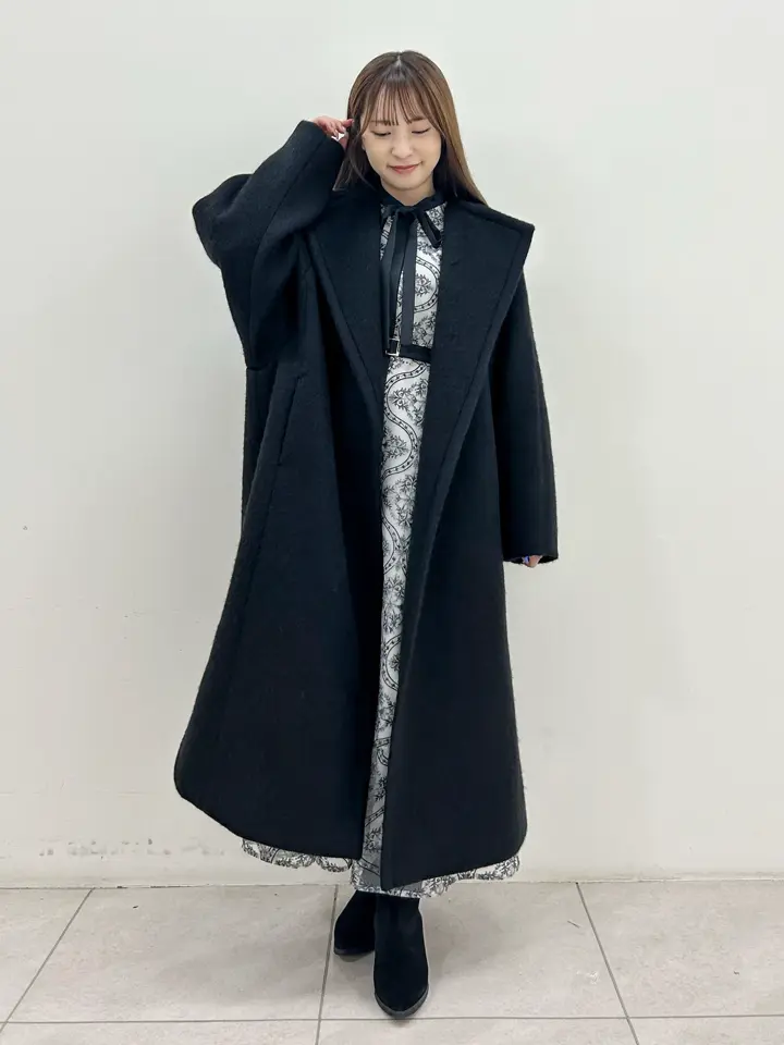 GRACE CONTINENTAL Miu Akamatsu コーディネート画像