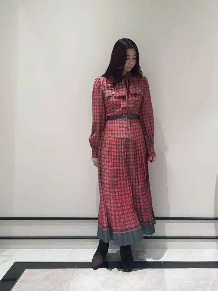 GRACE CONTINENTAL MOMOKO コーディネート画像