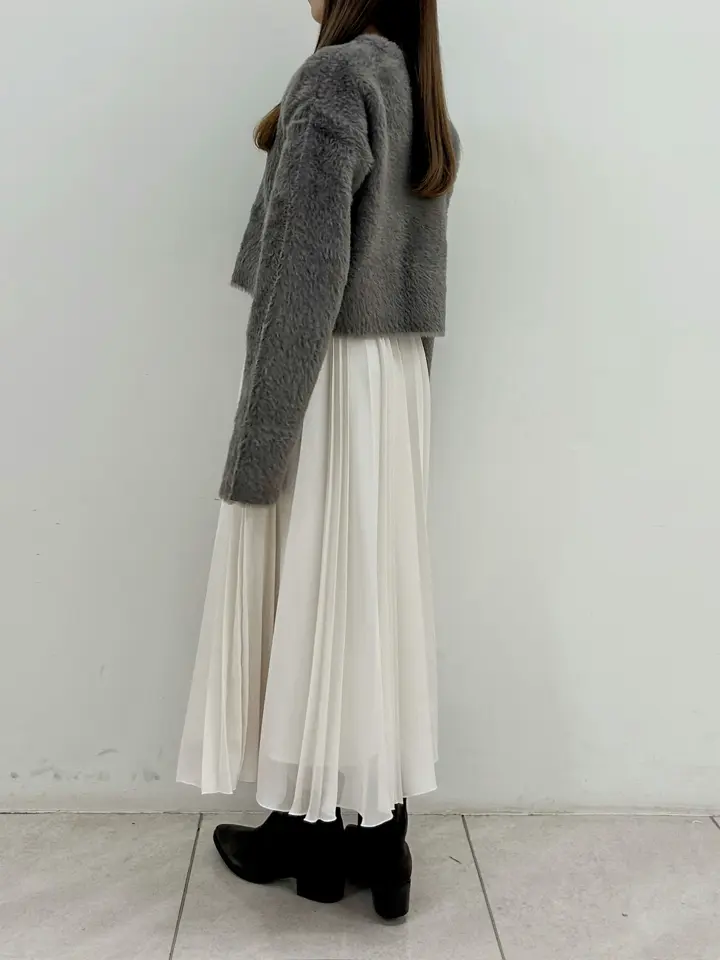 GRACE CONTINENTAL Miu Akamatsu コーディネート画像