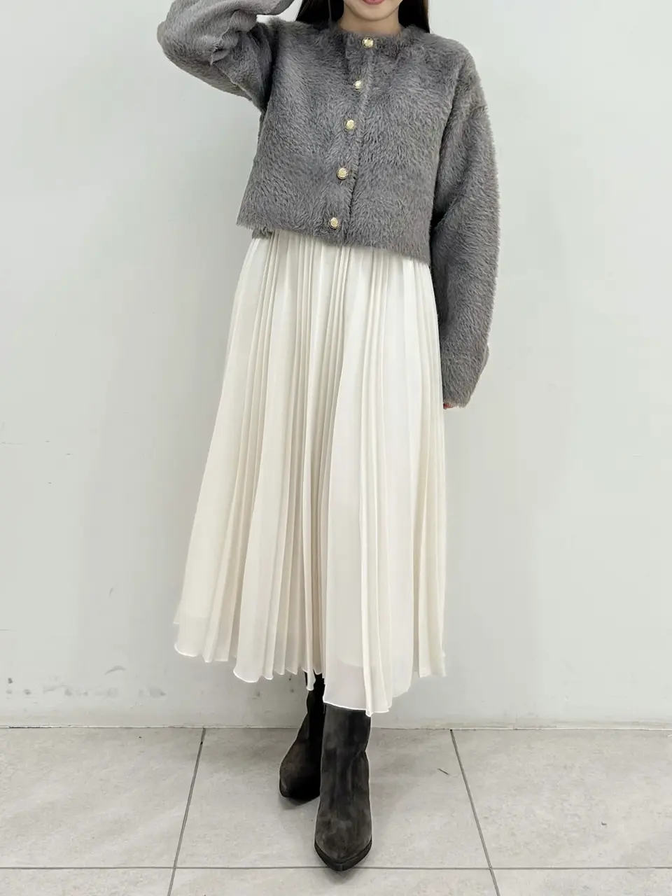 GRACE CONTINENTAL Miu Akamatsu コーディネート画像