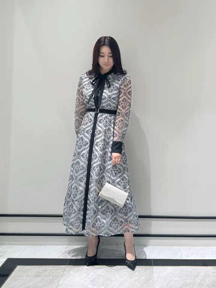 GRACE CONTINENTAL MOMOKO コーディネート画像