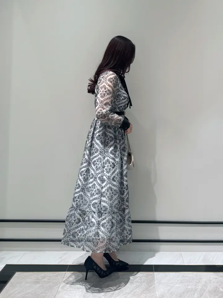 GRACE CONTINENTAL MOMOKO コーディネート画像