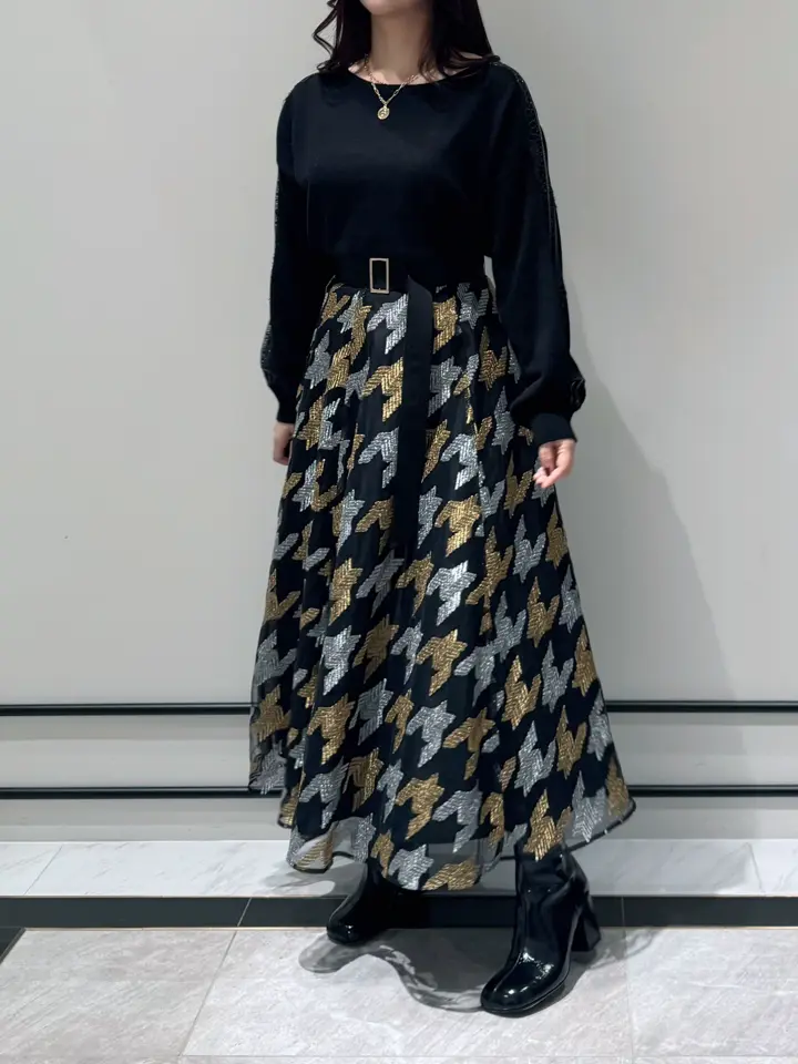 GRACE CONTINENTAL MOMOKO コーディネート画像