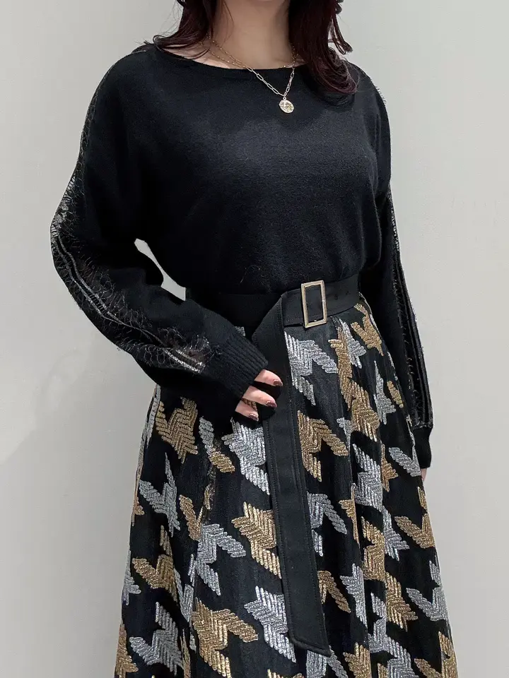 GRACE CONTINENTAL MOMOKO コーディネート画像