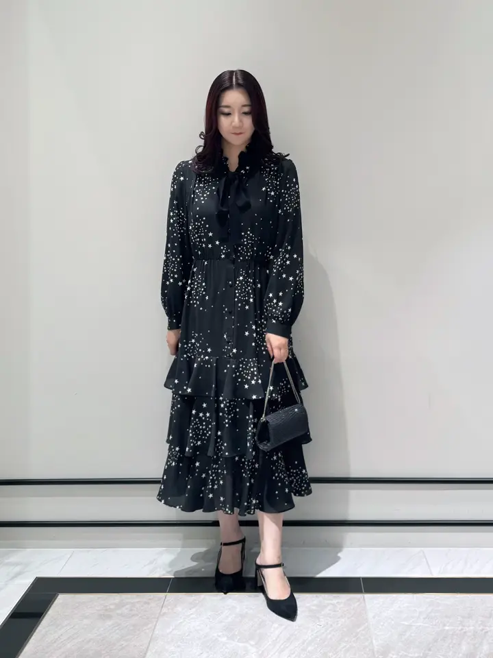 GRACE CONTINENTAL MOMOKO コーディネート画像