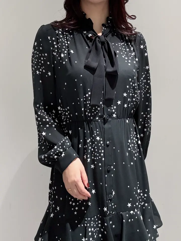 GRACE CONTINENTAL MOMOKO コーディネート画像