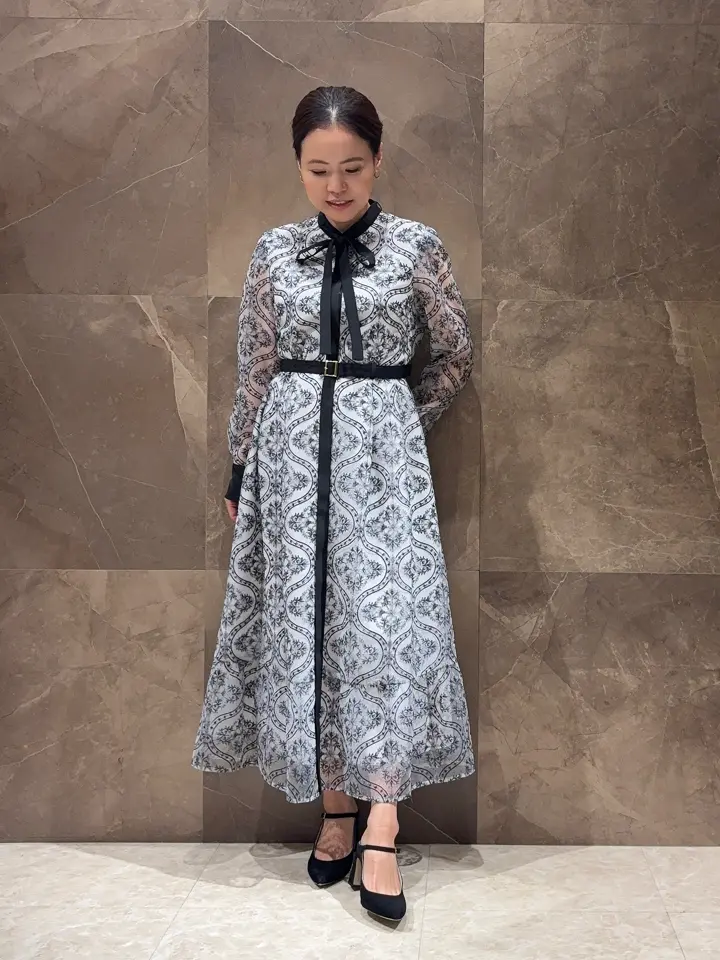 GRACE CONTINENTAL 穐山　香織 コーディネート画像