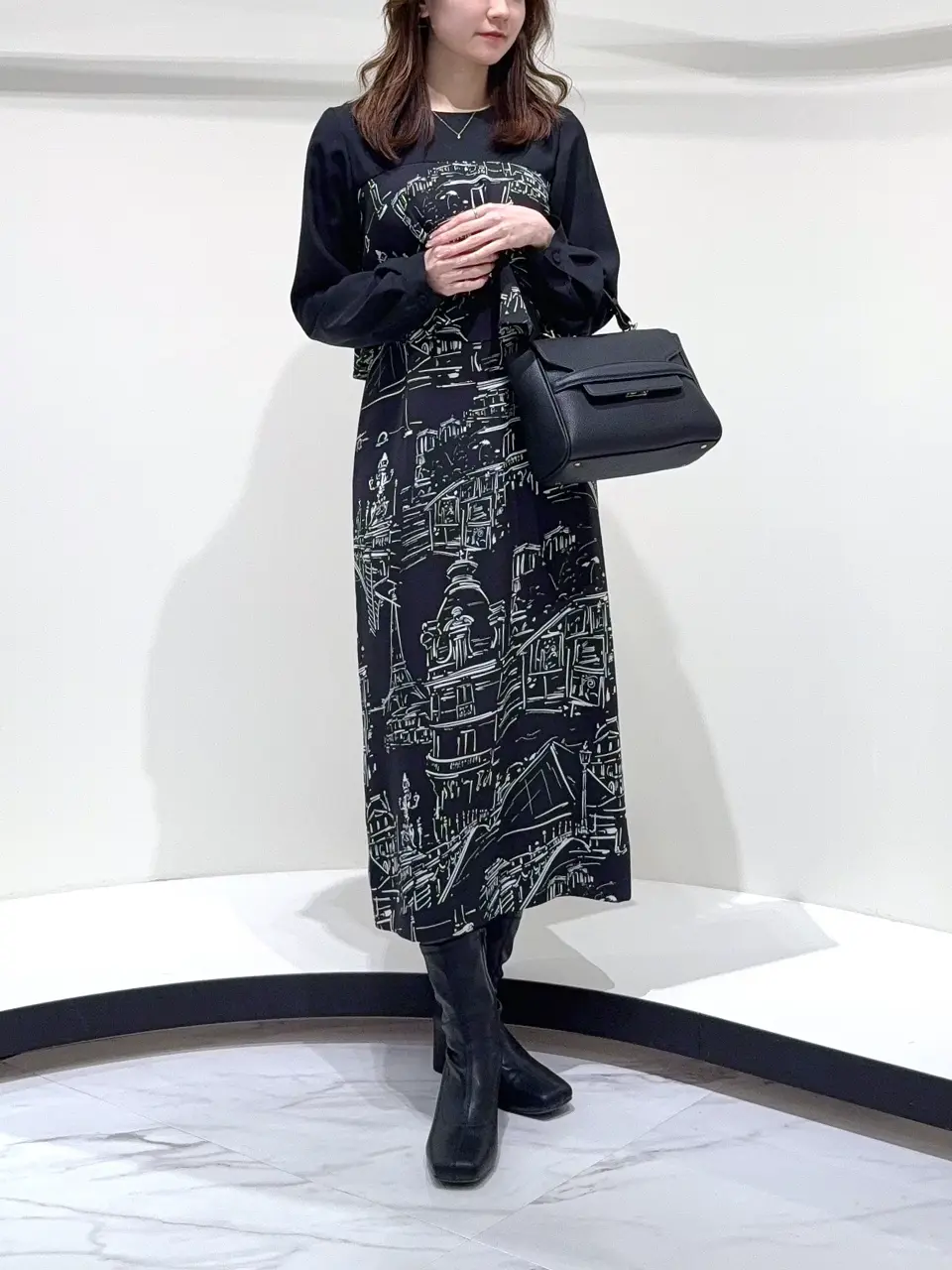 GRACE CONTINENTAL Suzuka コーディネート画像