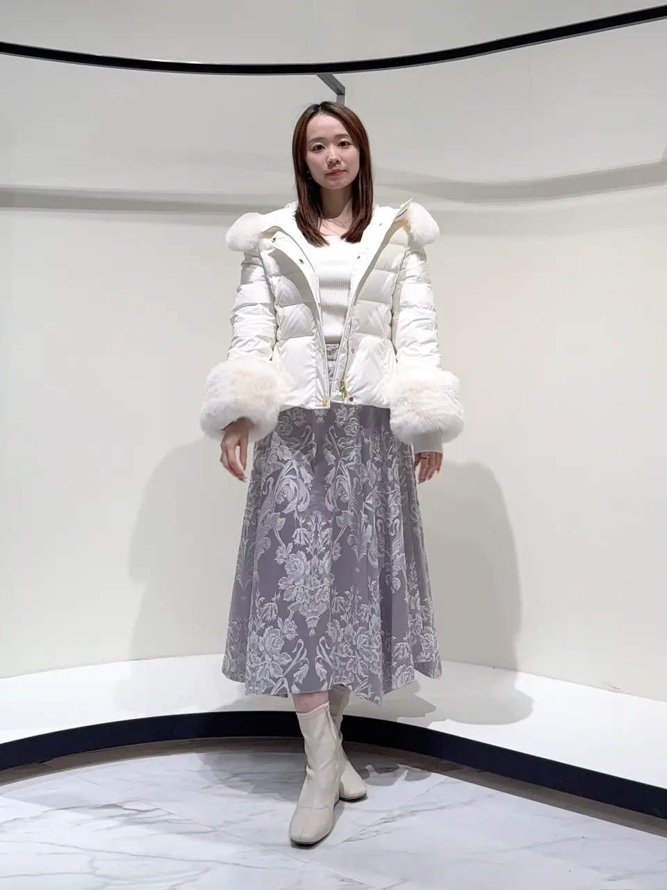 GRACE CONTINENTAL Suzuka コーディネート画像