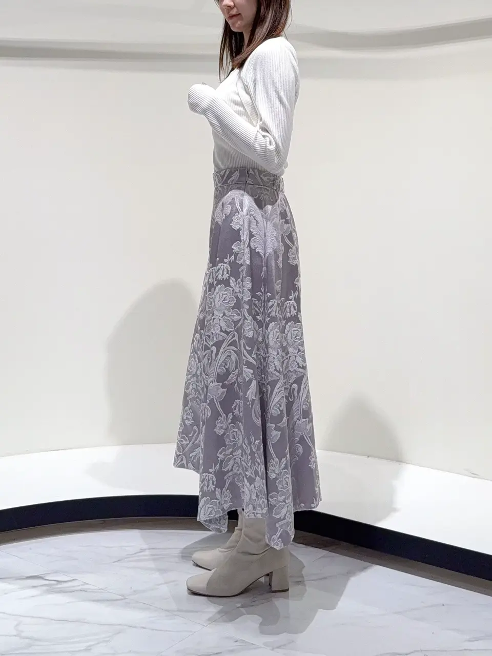 GRACE CONTINENTAL Suzuka コーディネート画像