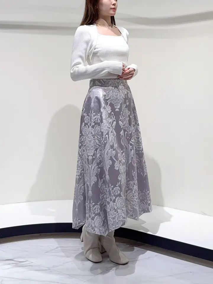 GRACE CONTINENTAL Suzuka コーディネート画像